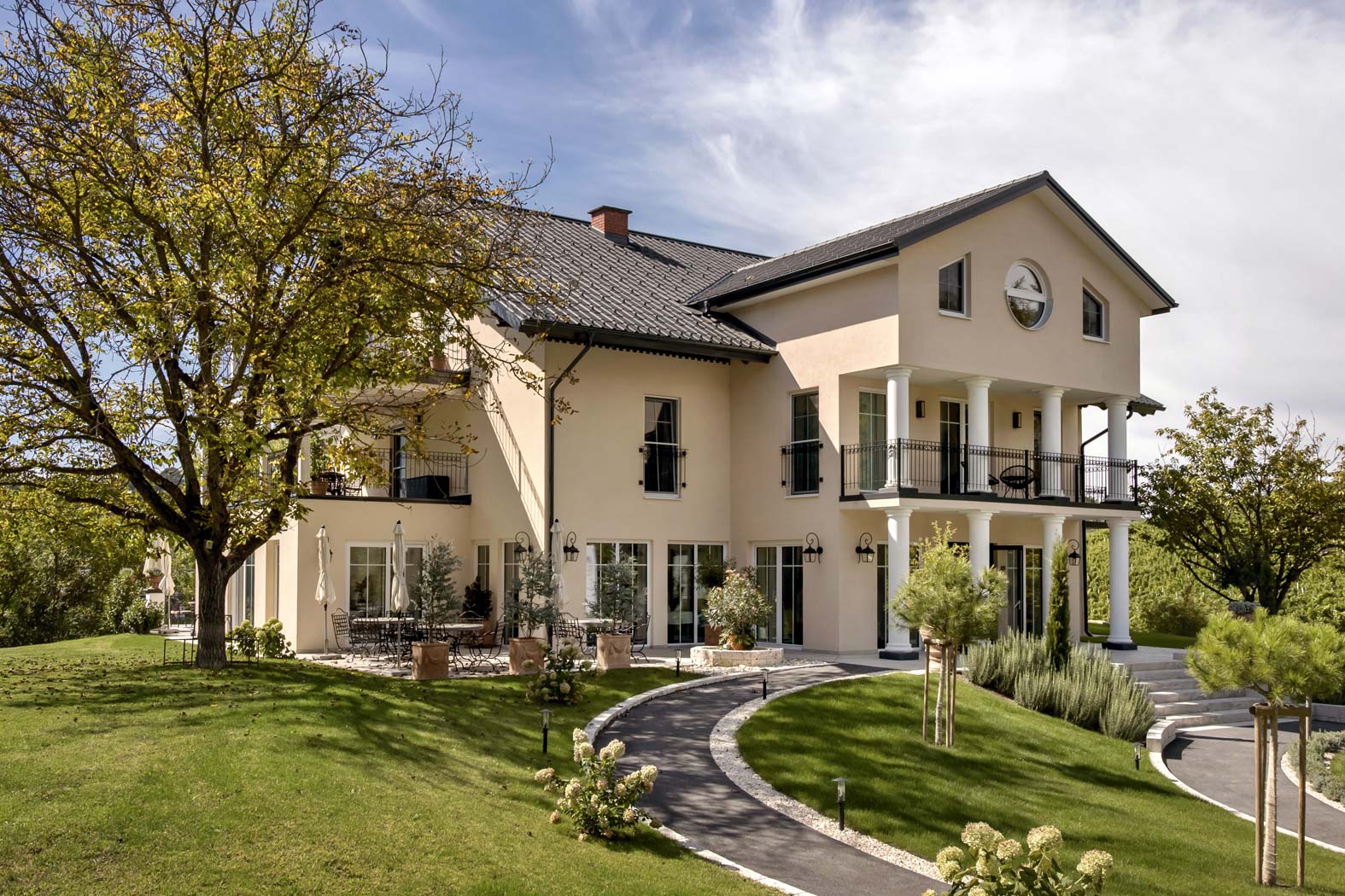 Käfer Bau Baufirma Baumeister Bauunternehmen Bauplanung Straden Südoststeiermark Steiermark haus ausbau aufstockung dachgeschoss keller guenstig wohnraum wohnfläche stockwer