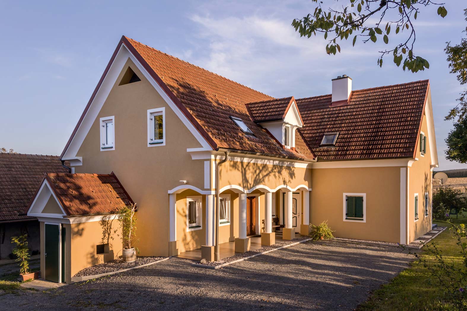 Käfer Bau Baufirma Baumeister Bauunternehmen Bauplanung Straden Südoststeiermark Steiermark haus altbau wohnhaus gebäude thermische sanierung sanieren renovierung renovieren komplettsanierung